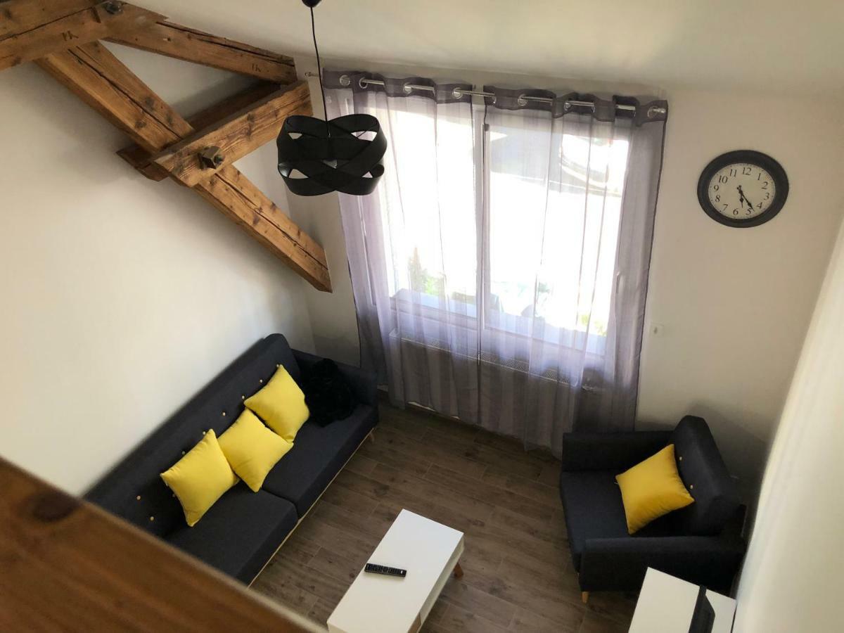 Elans Apartment